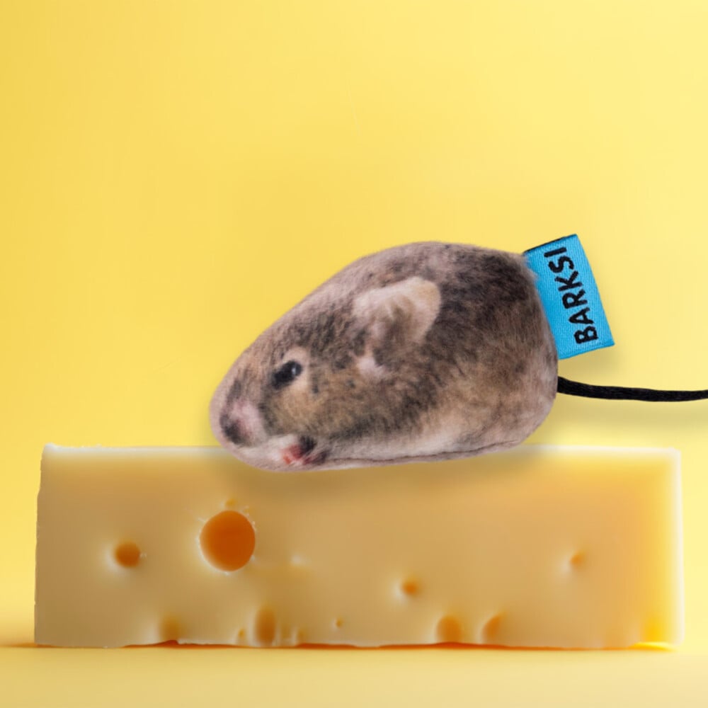 Іграшка для котів Barksi Полівка з дзвіночком 5х4 см - коричневий