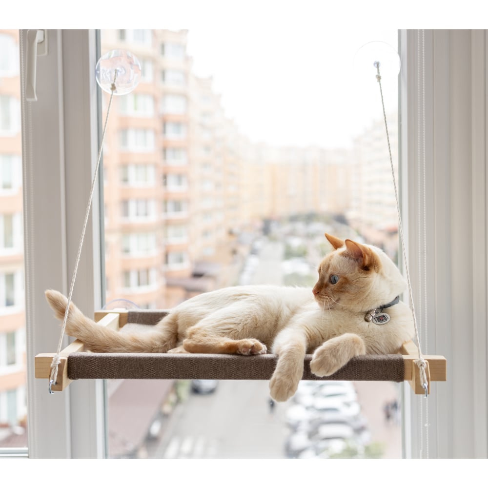 Гамак на вікно для котів PetJoy 54x35x3,5 см - бежево-білий