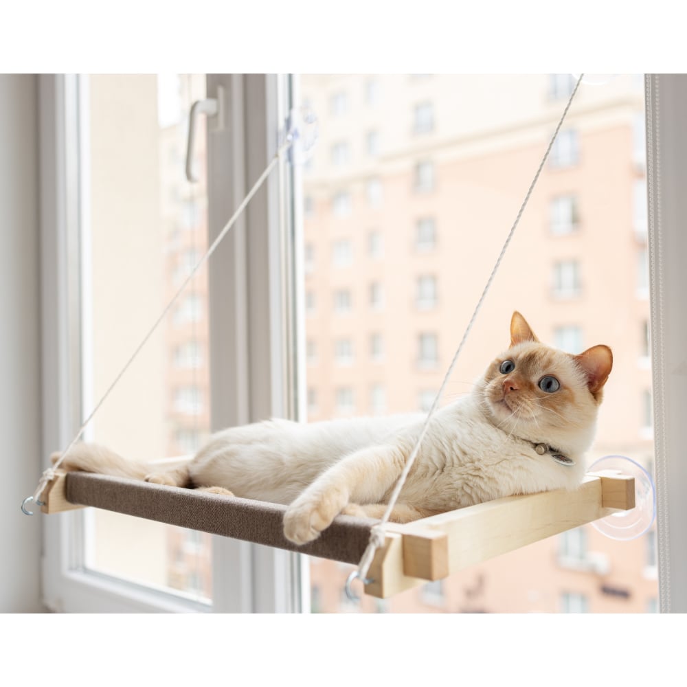 Гамак на вікно для котів PetJoy 54x35x3,5 см - бежево-білий