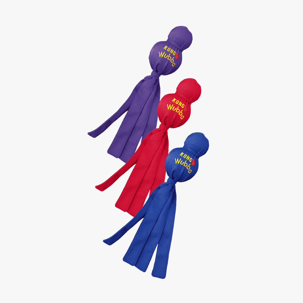 Игрушка для собак Kong Wubba S 22,9х5,7 см - цвет в ассортименте