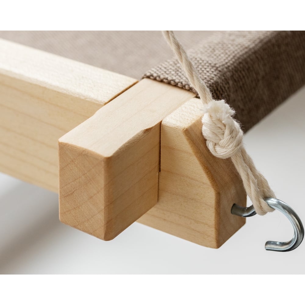 Гамак на вікно для котів PetJoy 54x35x3,5 см - бежево-білий