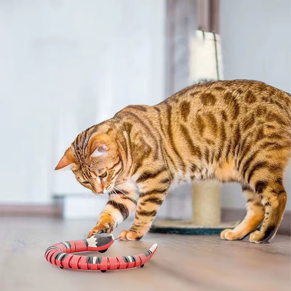 Іграшка для котів Me&Pet Змійка 40х4х3,5 см